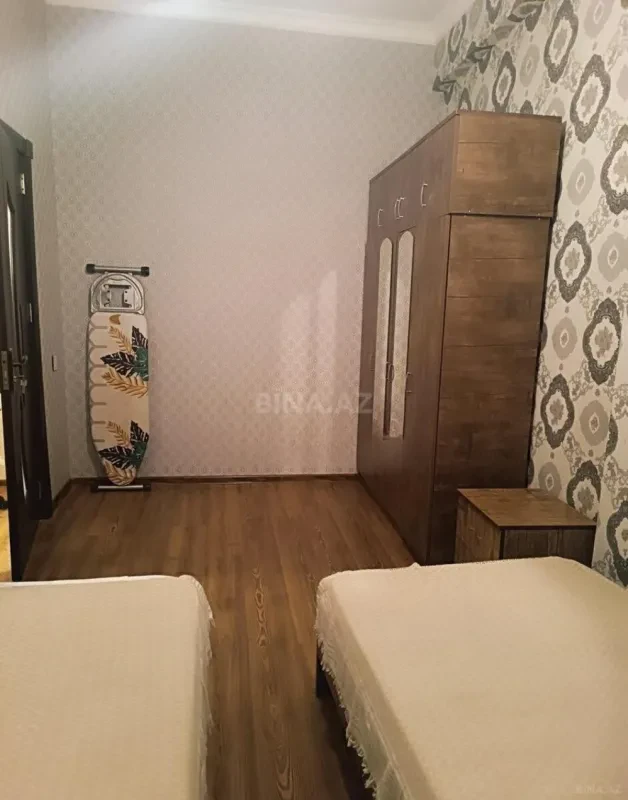 Kirayə verilir 2 otaqlı mənzil 65 m²