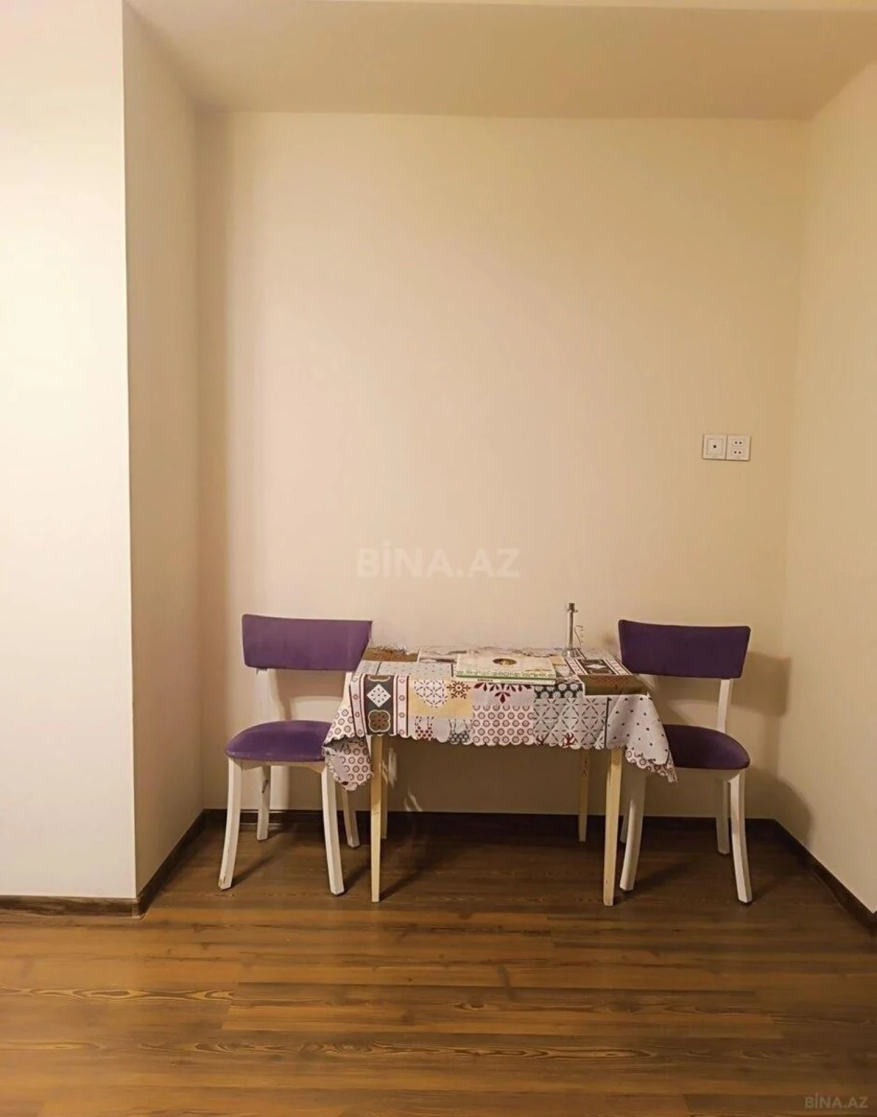 Kirayə verilir 2 otaqlı mənzil 65 m²