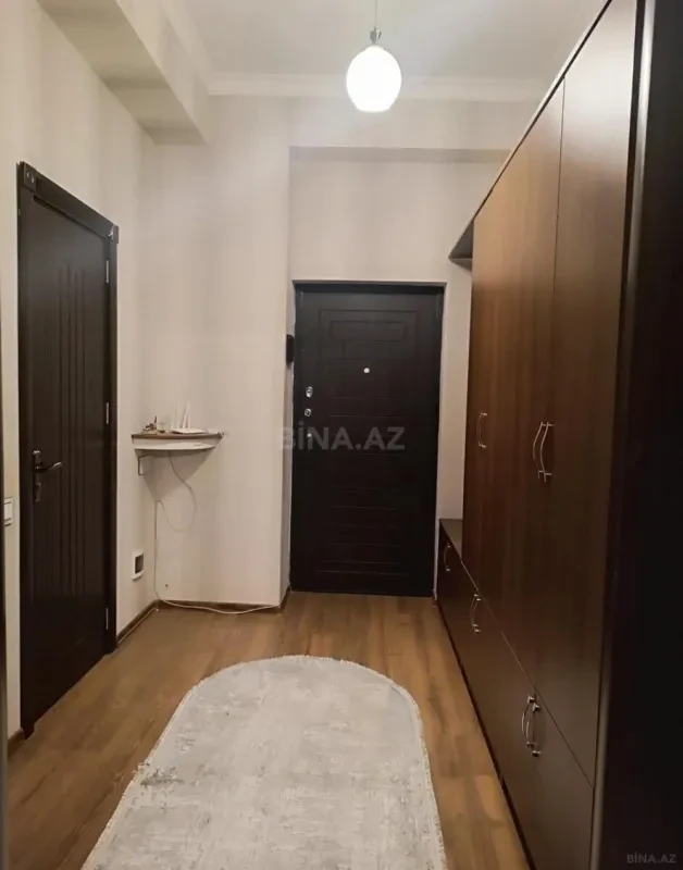 Kirayə verilir 2 otaqlı mənzil 65 m²