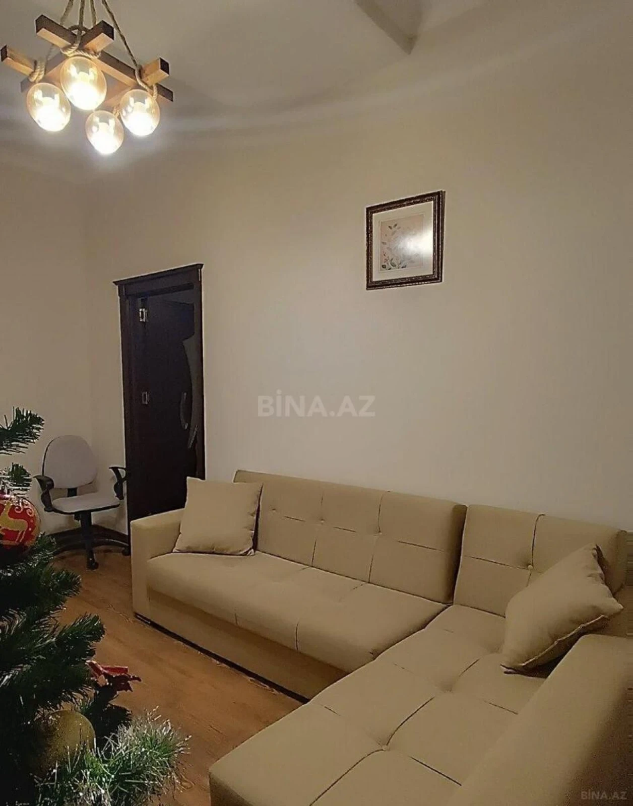 Kirayə verilir 2 otaqlı mənzil 65 m²