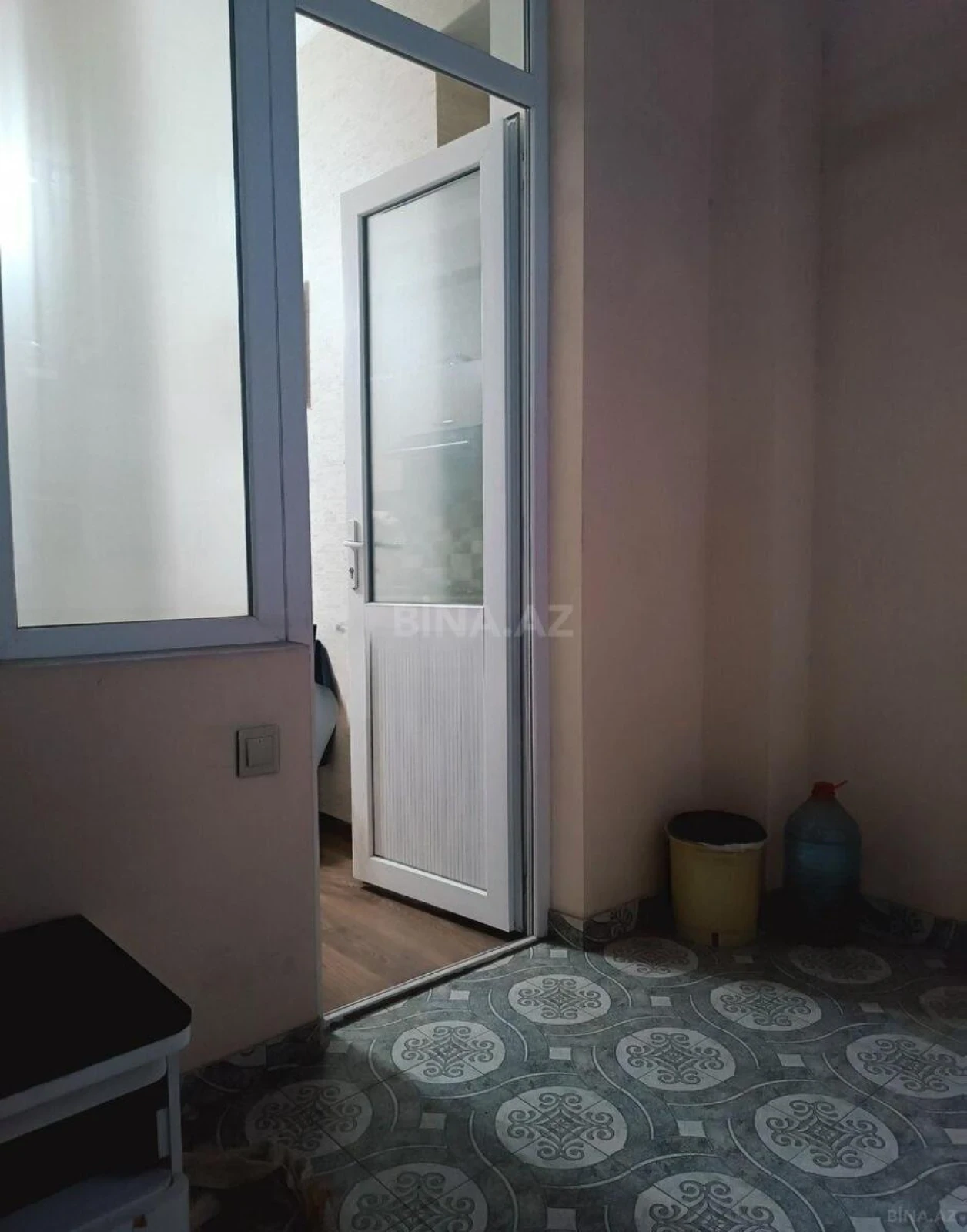 Kirayə verilir 2 otaqlı mənzil 65 m²
