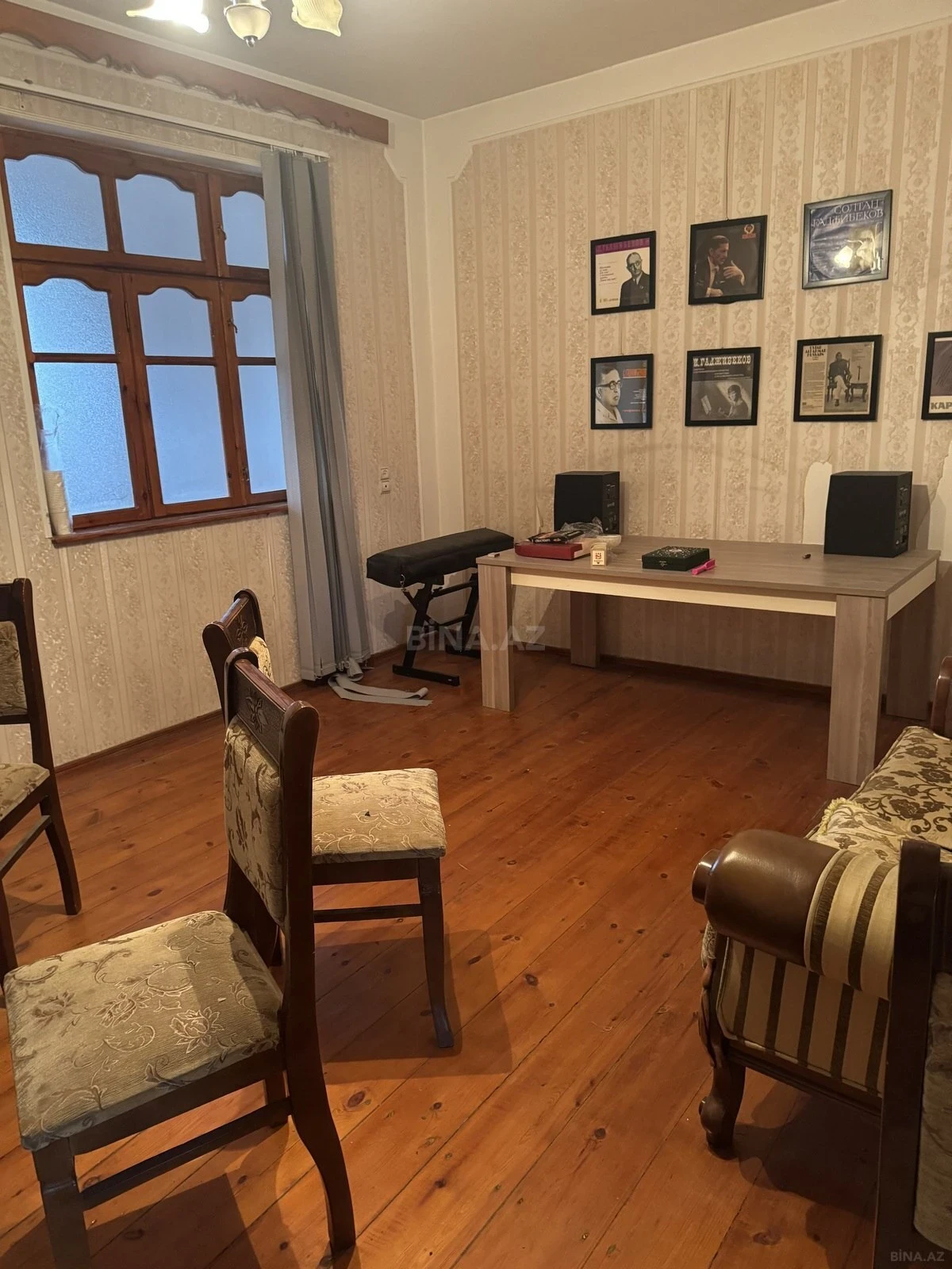 Satılır 11 otaqlı həyət evi 630 m²