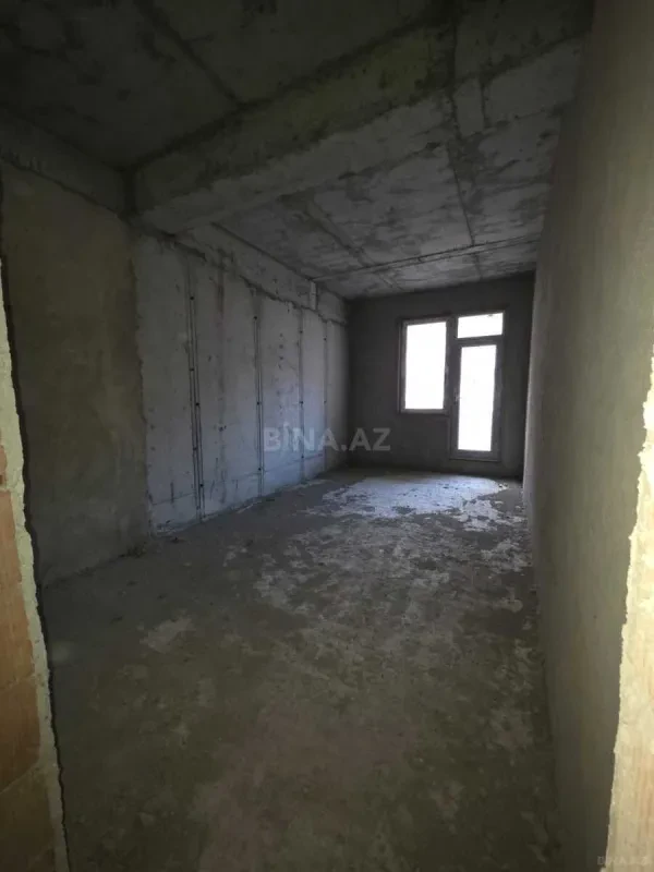 Satılır 3 otaqlı mənzil 118 m²