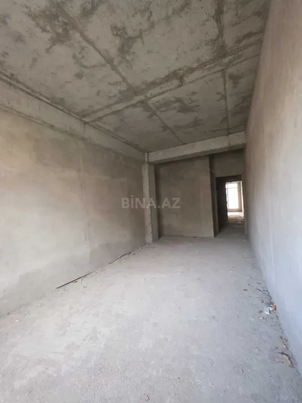 Satılır 3 otaqlı mənzil 118 m²
