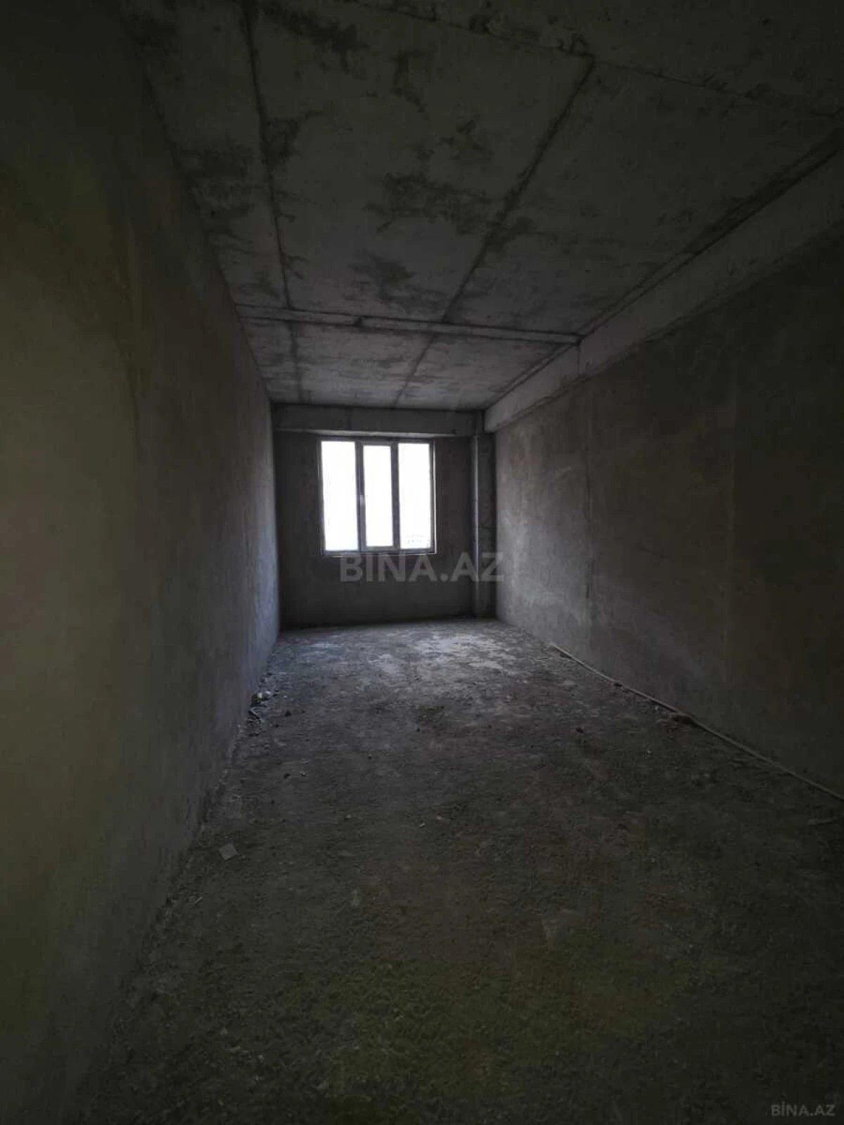 Satılır 3 otaqlı mənzil 118 m²