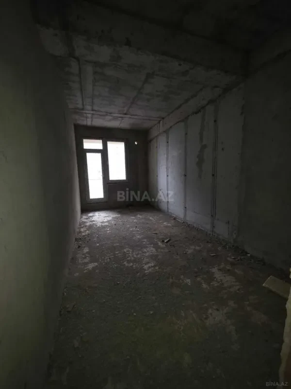 Satılır 3 otaqlı mənzil 118 m²