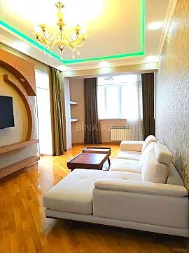 Satılır 2 otaqlı mənzil 84 m²