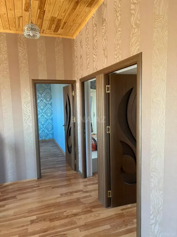 Satılır 8 otaqlı həyət evi 400 m²