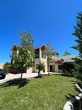 Satılır 8 otaqlı həyət evi 400 m² — Bakı, Türkan 8 otaq 400.00 m²