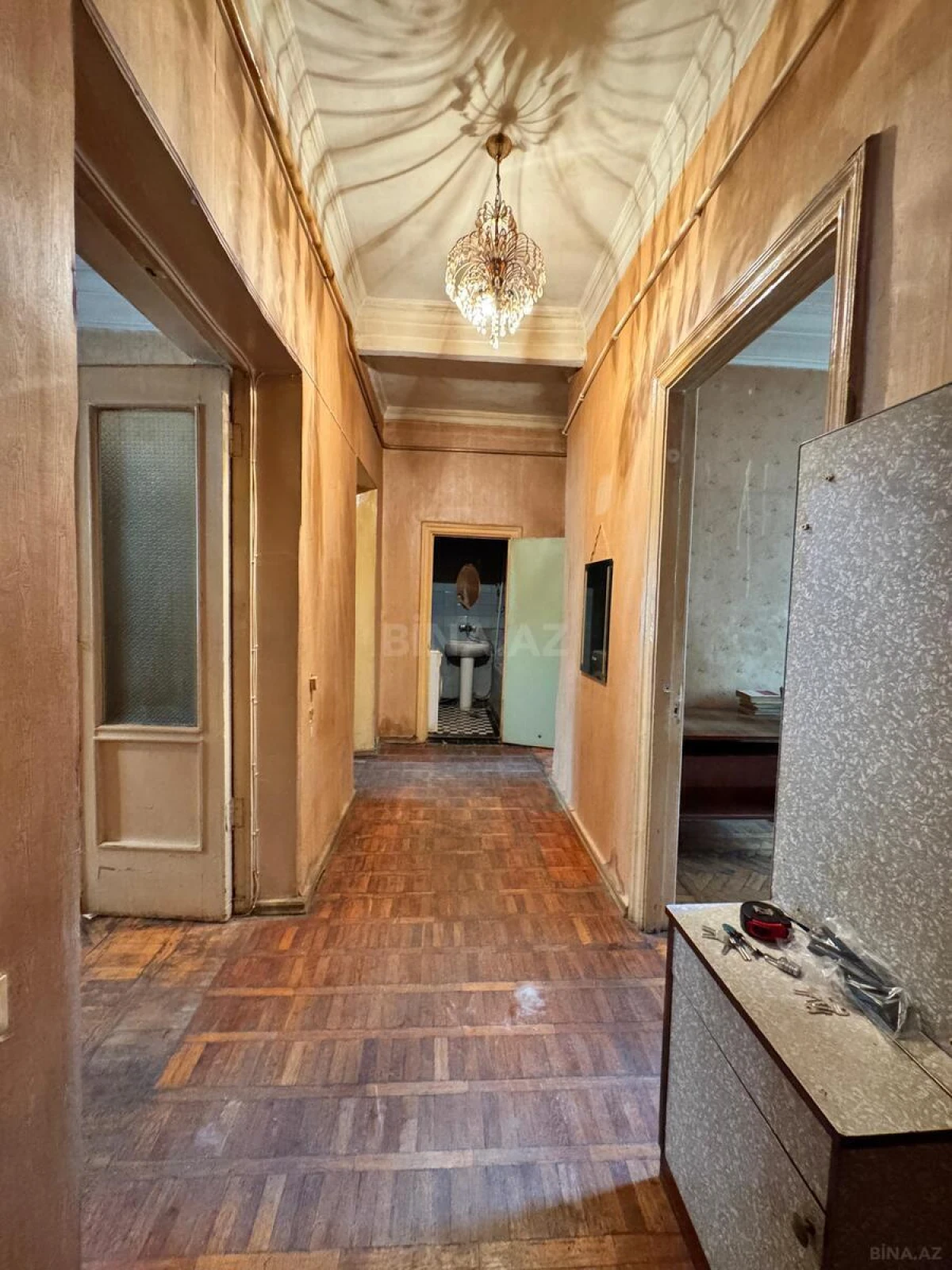 Satılır 3 otaqlı mənzil 105 m²