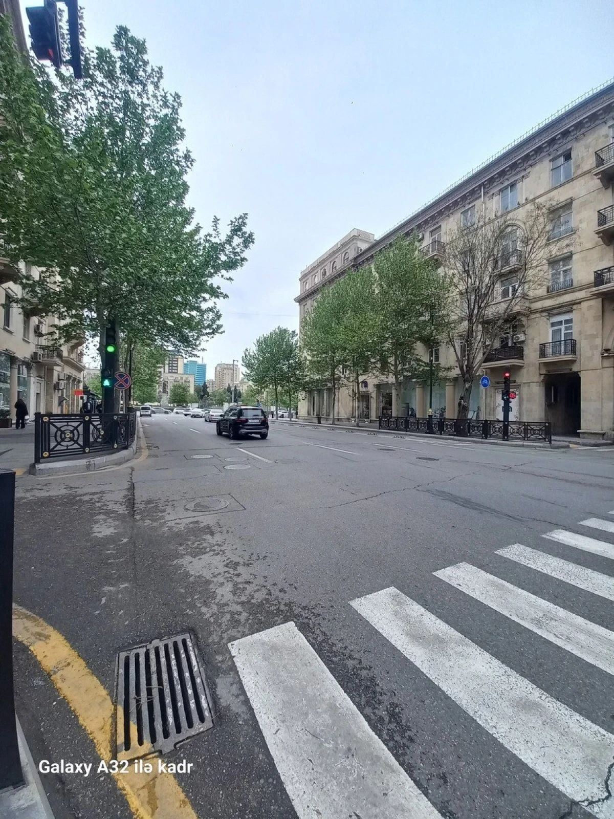 Satılır 3 otaqlı mənzil 105 m²