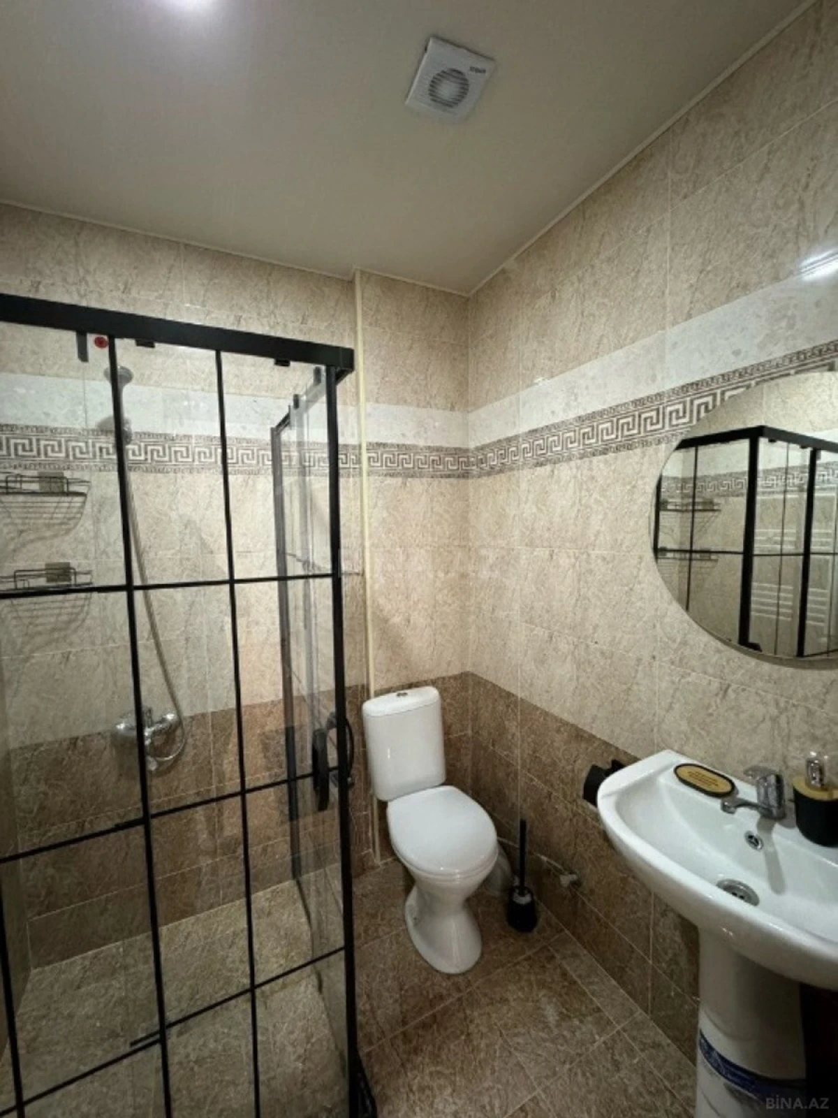 Kirayə verilir 2 otaqlı mənzil 75 m²