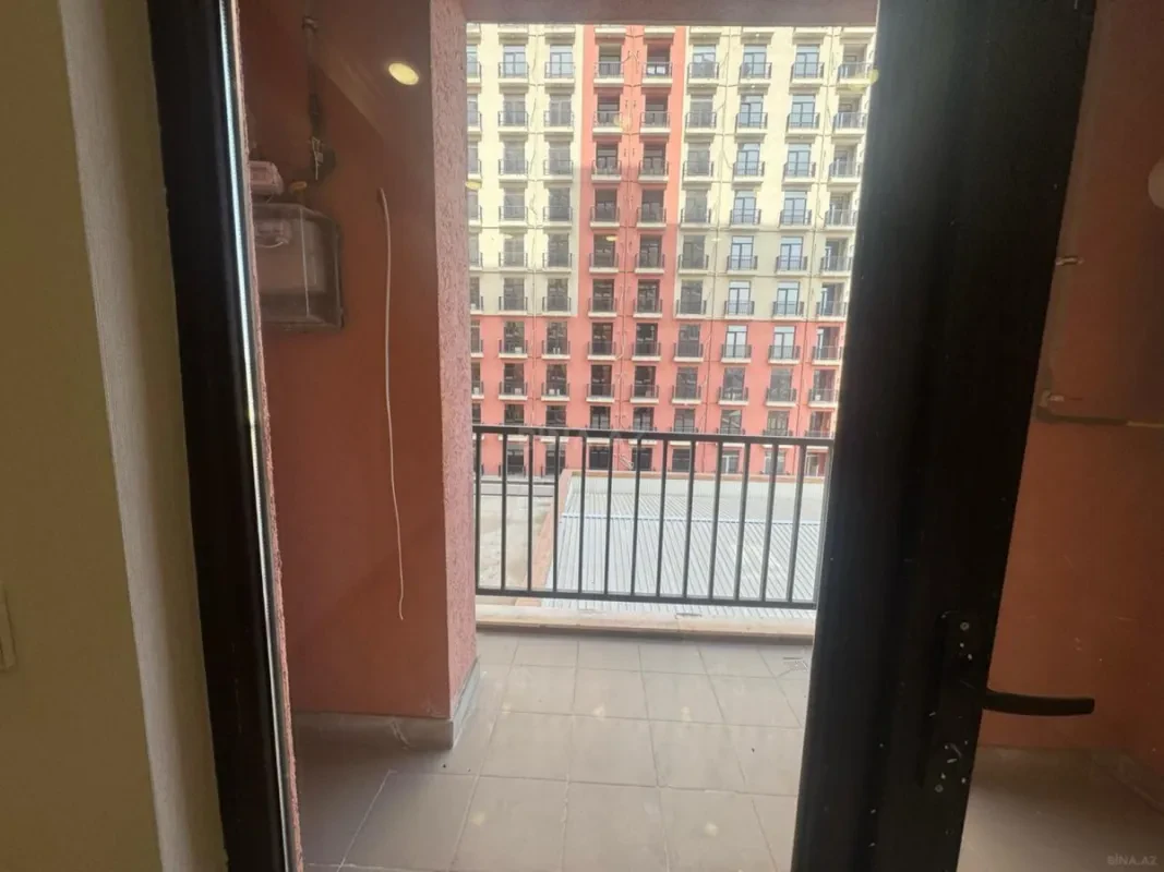 Satılır 3 otaqlı mənzil 95 m²