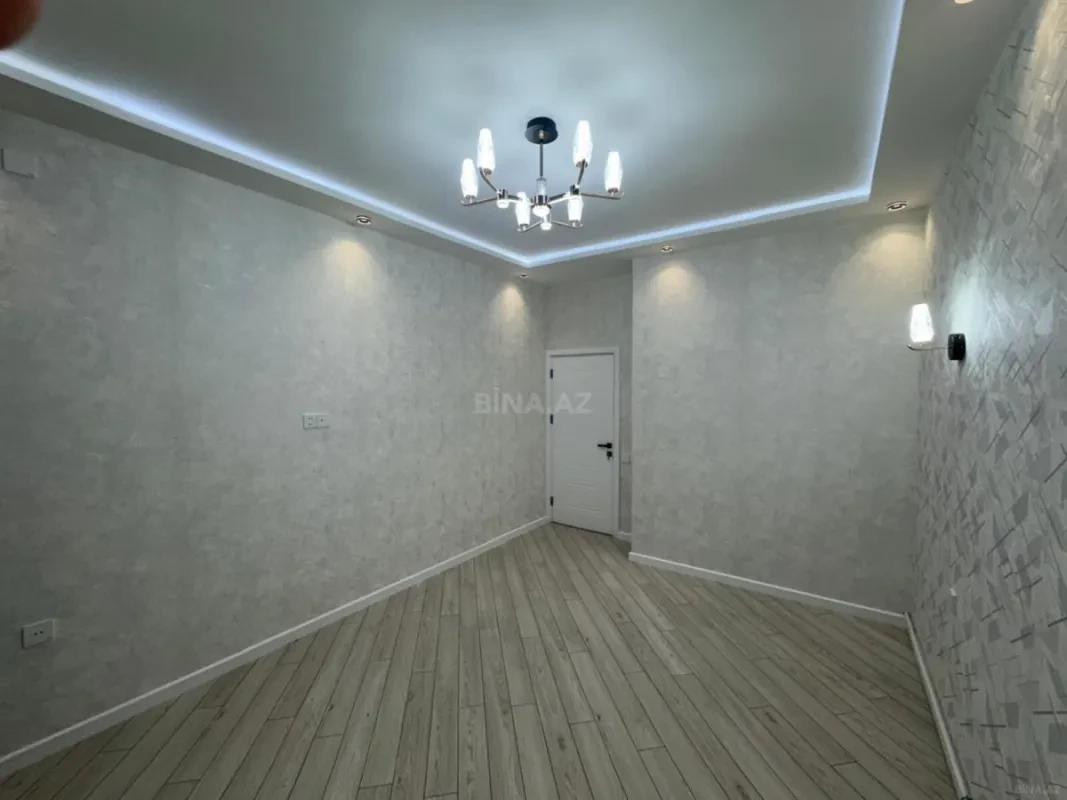 Satılır 3 otaqlı mənzil 82 m²