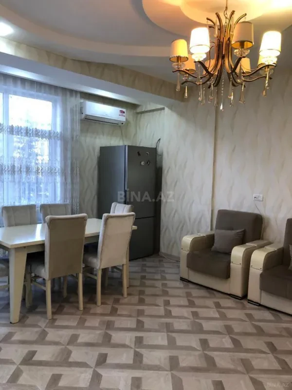 Kirayə verilir 3 otaqlı mənzil 90 m²