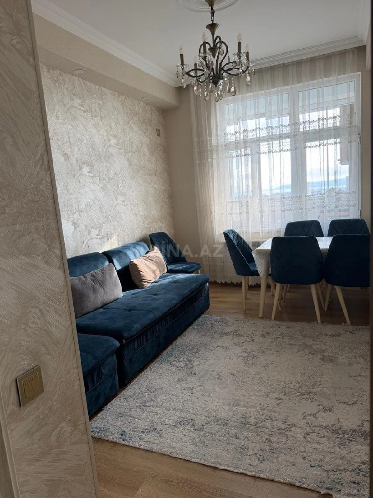 Satılır 4 otaqlı mənzil 110 m²