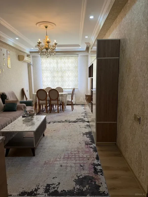 Satılır 4 otaqlı mənzil 110 m²