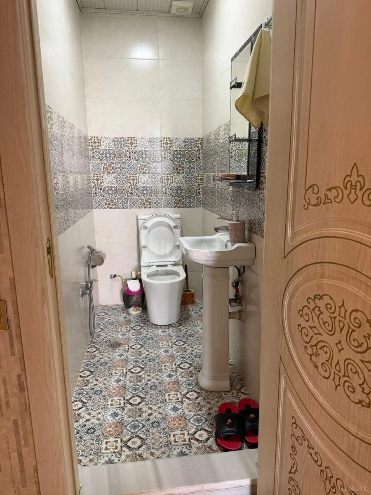 Satılır 4 otaqlı mənzil 110 m²