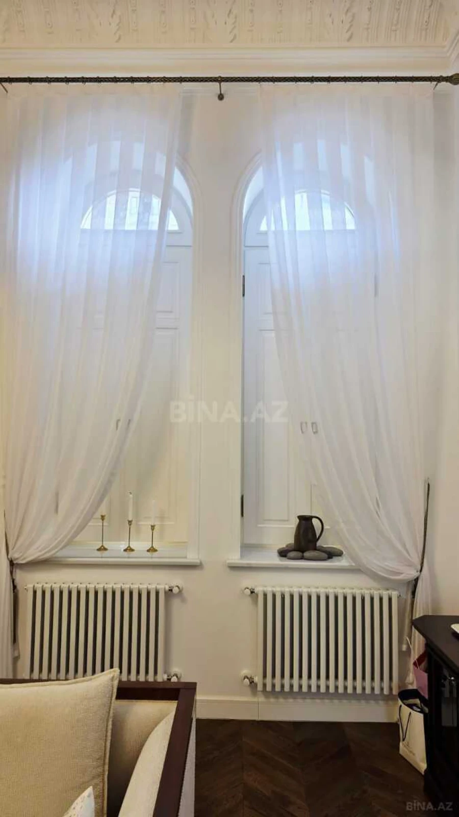 Kirayə verilir 2 otaqlı mənzil 115 m²