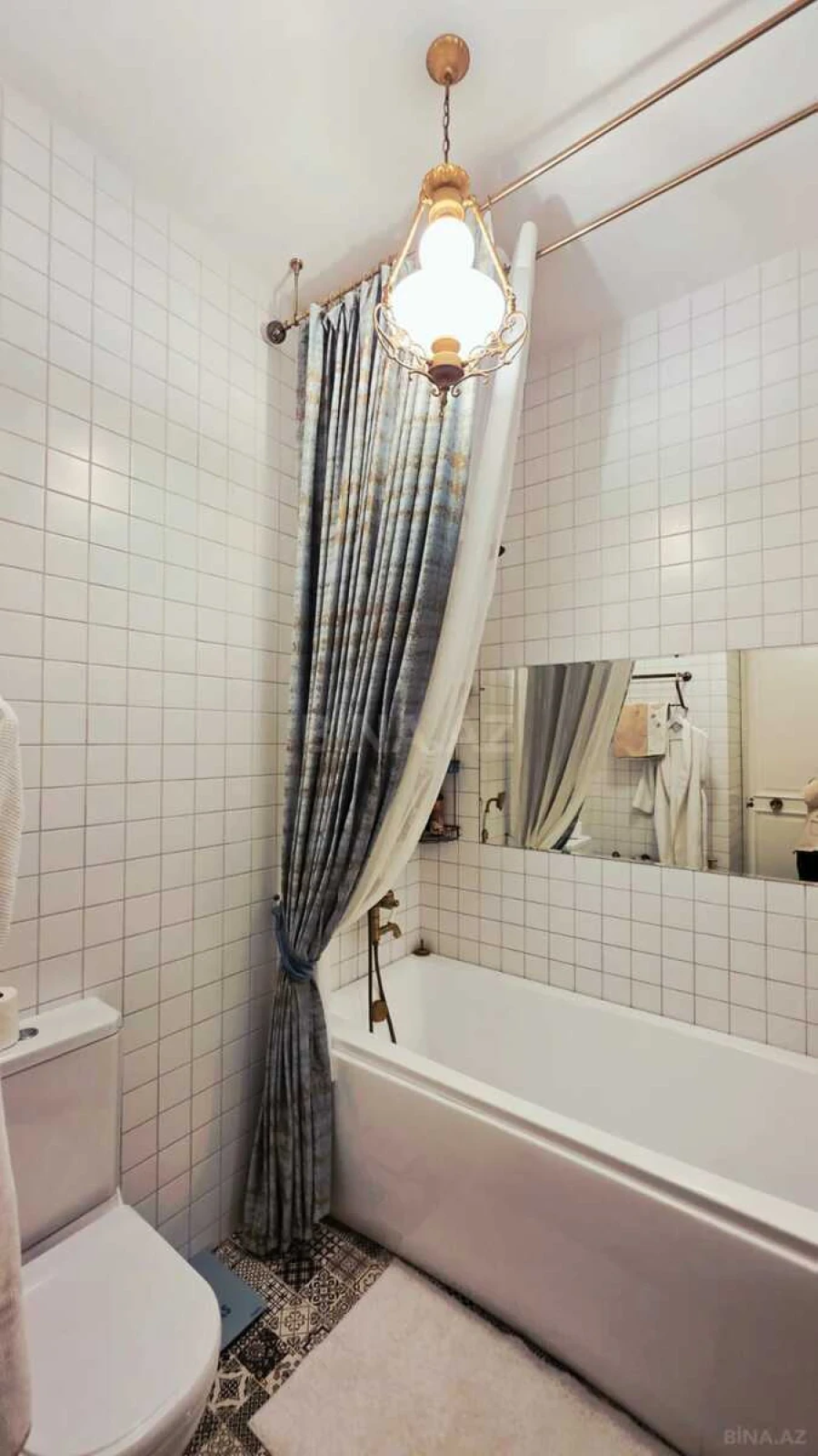 Kirayə verilir 2 otaqlı mənzil 115 m²