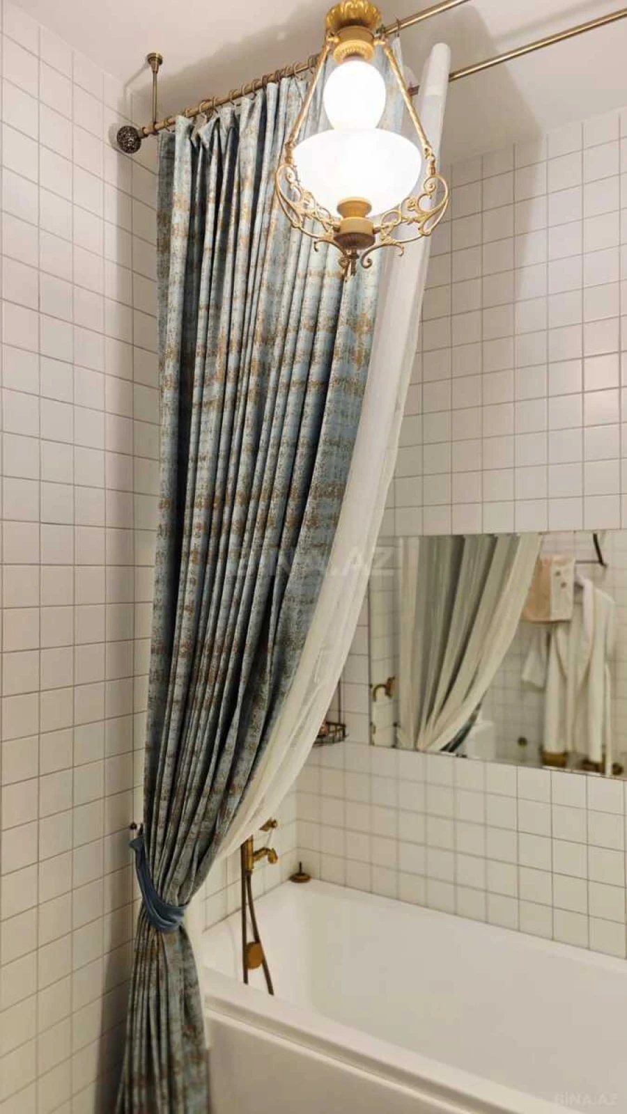 Kirayə verilir 2 otaqlı mənzil 115 m²