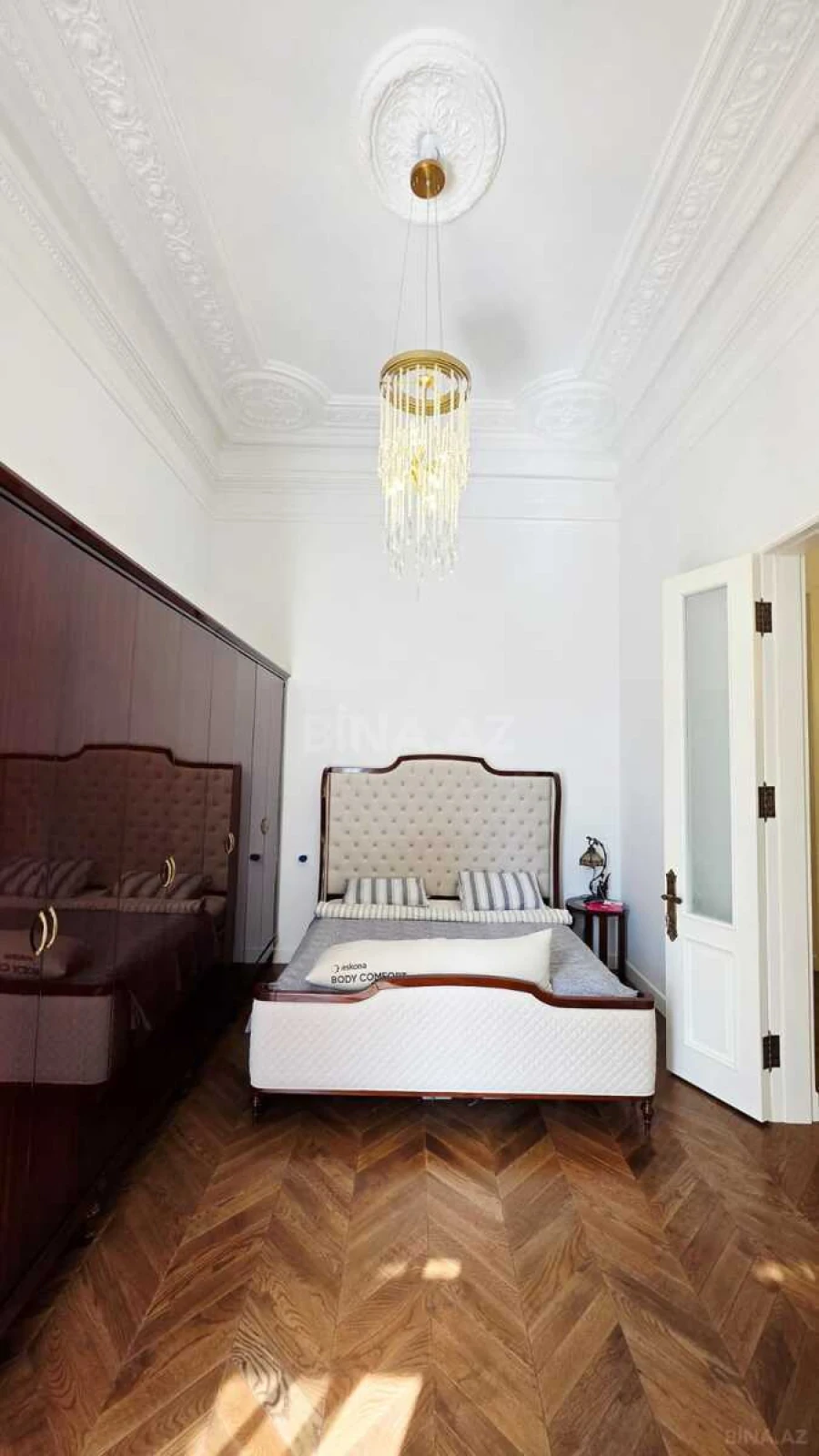 Kirayə verilir 2 otaqlı mənzil 115 m²