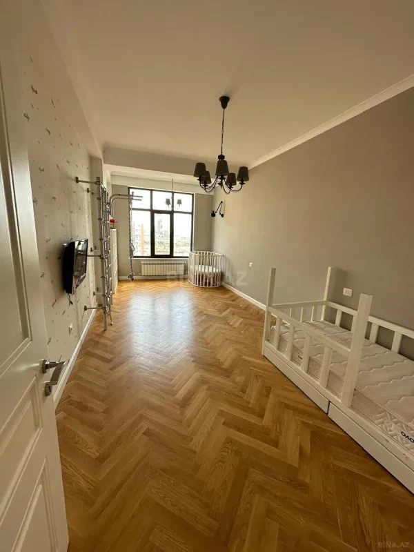 Kirayə verilir 3 otaqlı mənzil 100 m²