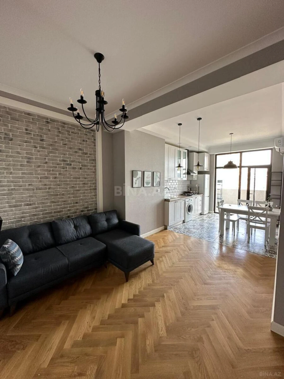 Kirayə verilir 3 otaqlı mənzil 100 m²