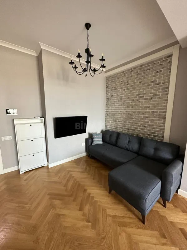 Kirayə verilir 3 otaqlı mənzil 100 m²