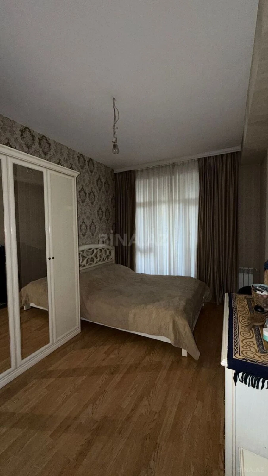 Satılır 2 otaqlı mənzil 72 m²