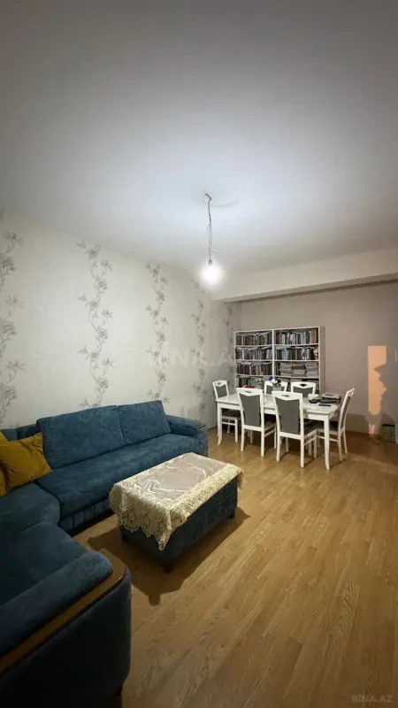 Satılır 2 otaqlı mənzil 72 m²