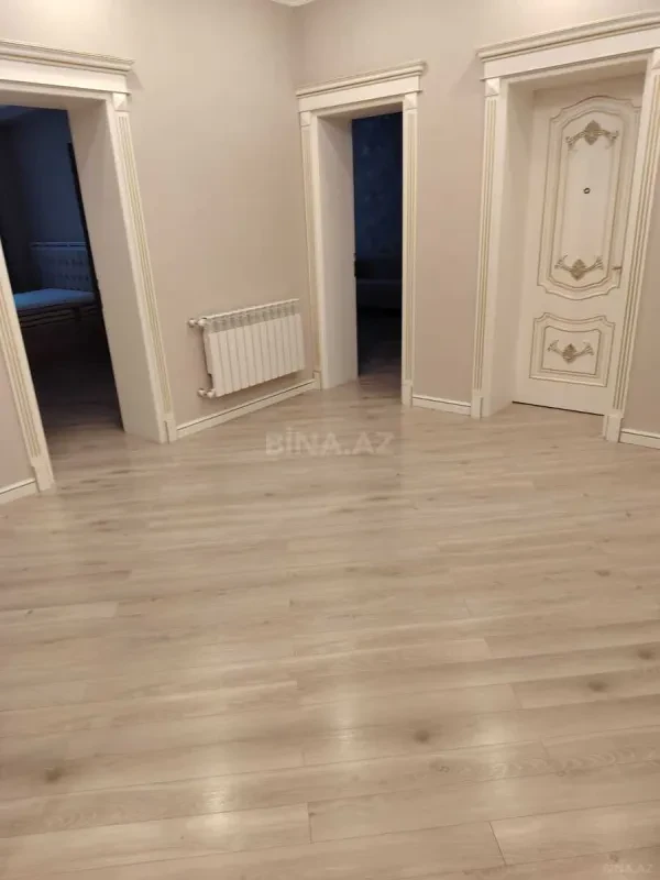 Kirayə verilir 2 otaqlı mənzil 80 m²