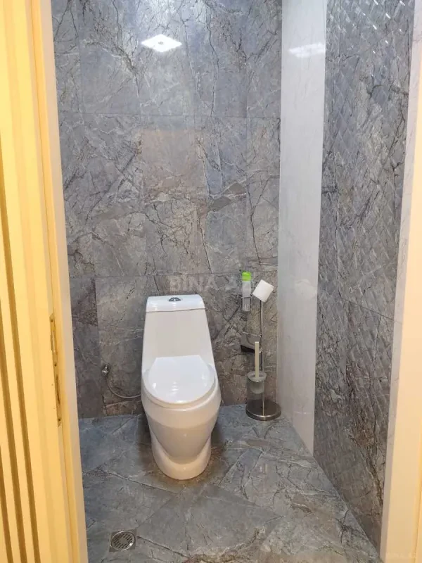 Kirayə verilir 2 otaqlı mənzil 80 m²