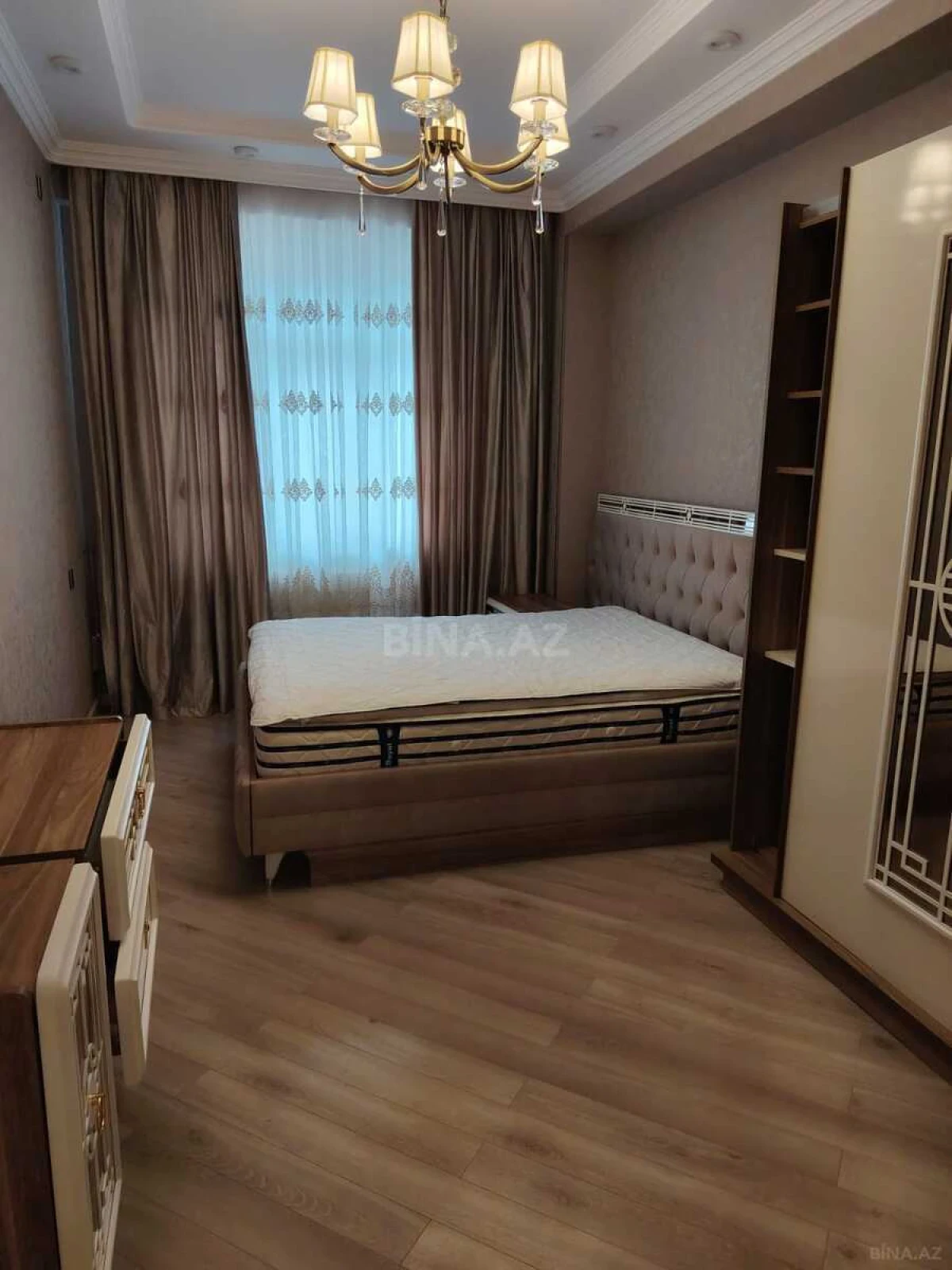 Kirayə verilir 2 otaqlı mənzil 80 m²