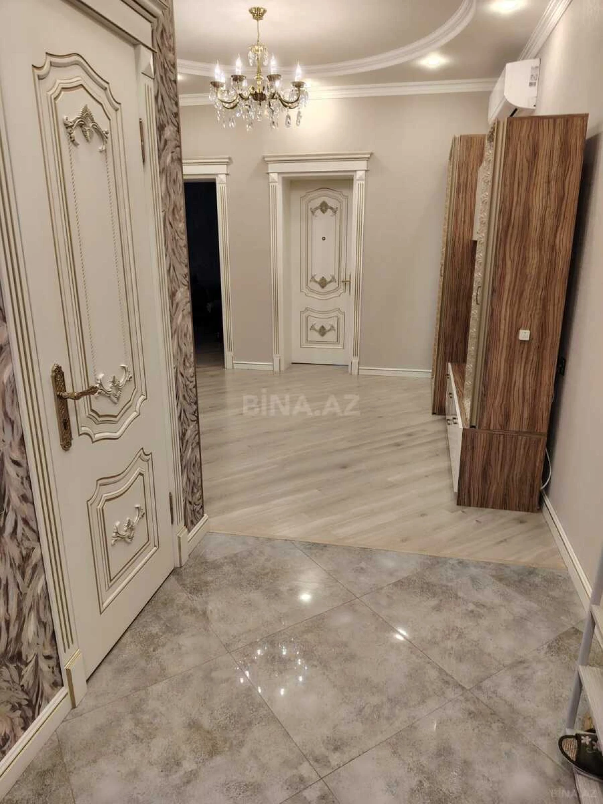 Kirayə verilir 2 otaqlı mənzil 80 m²