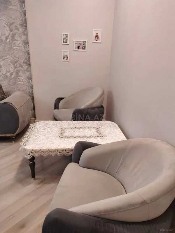 Kirayə verilir 2 otaqlı mənzil 80 m²