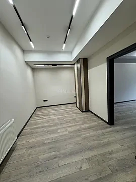 Kirayə verilir 5 otaqlı ofis 330 m²