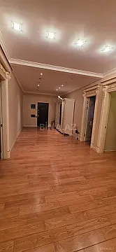 Kirayə verilir 3 otaqlı mənzil 155 m²