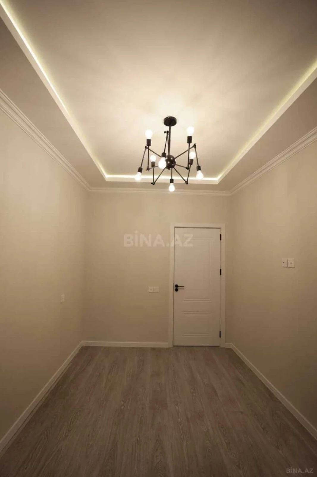 Satılır 2 otaqlı mənzil 56 m²