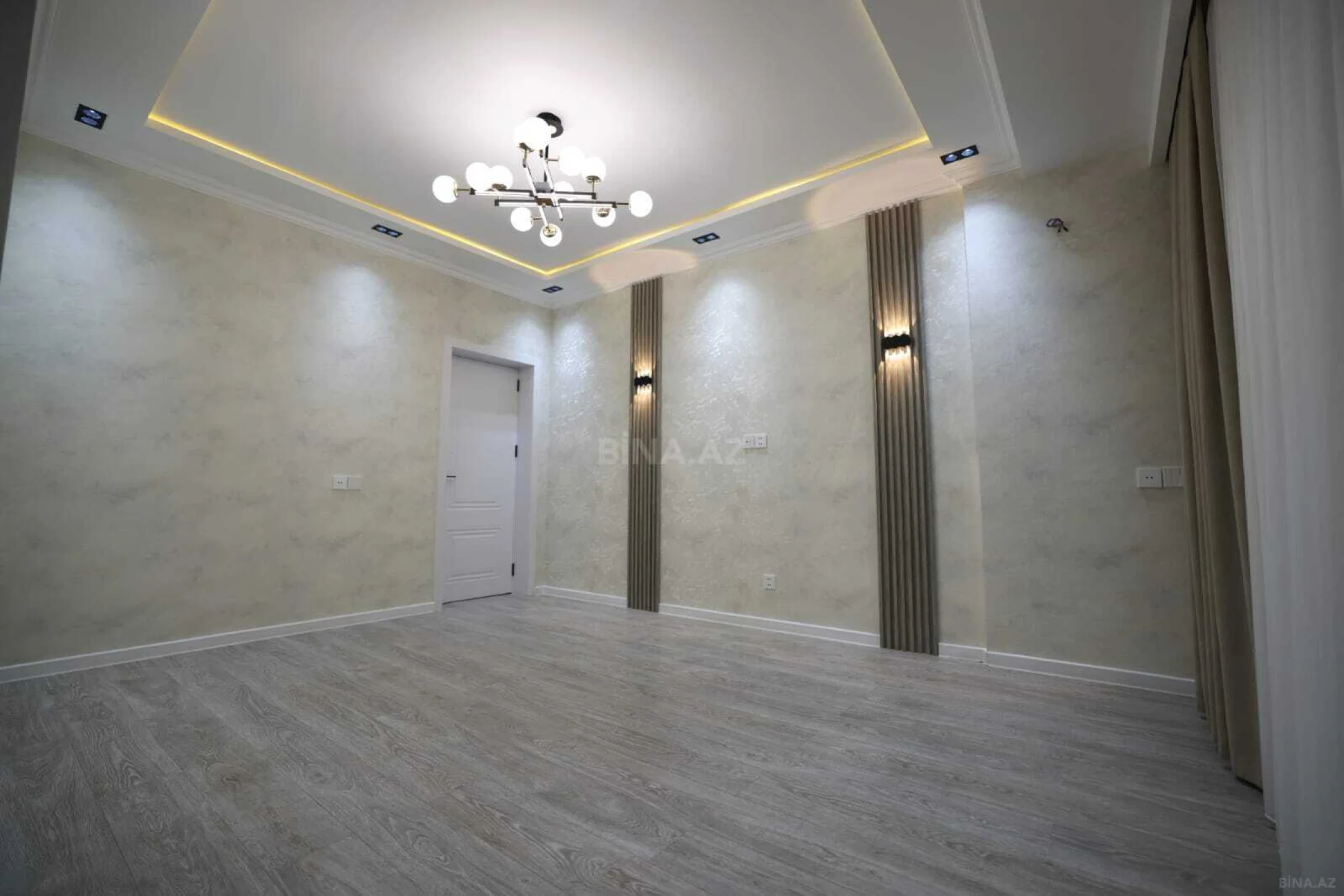 Satılır 2 otaqlı mənzil 56 m²