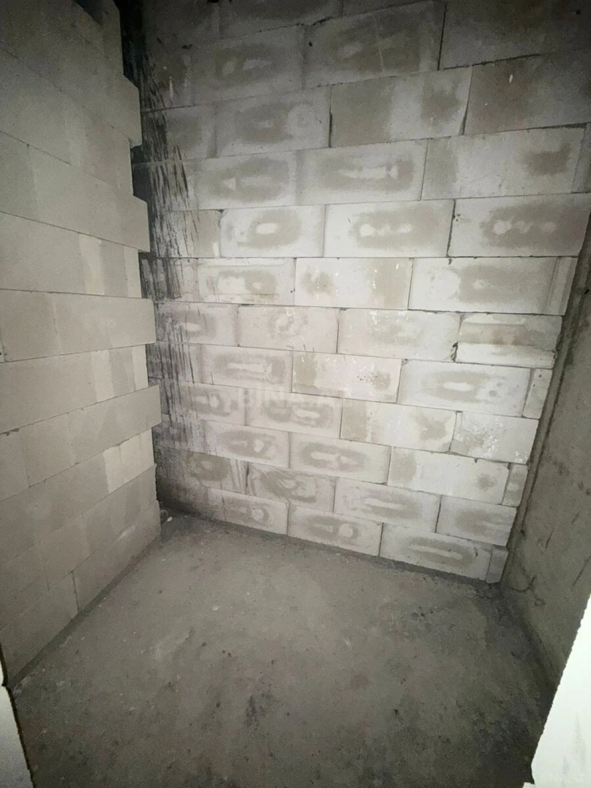 Satılır 3 otaqlı mənzil 150 m²
