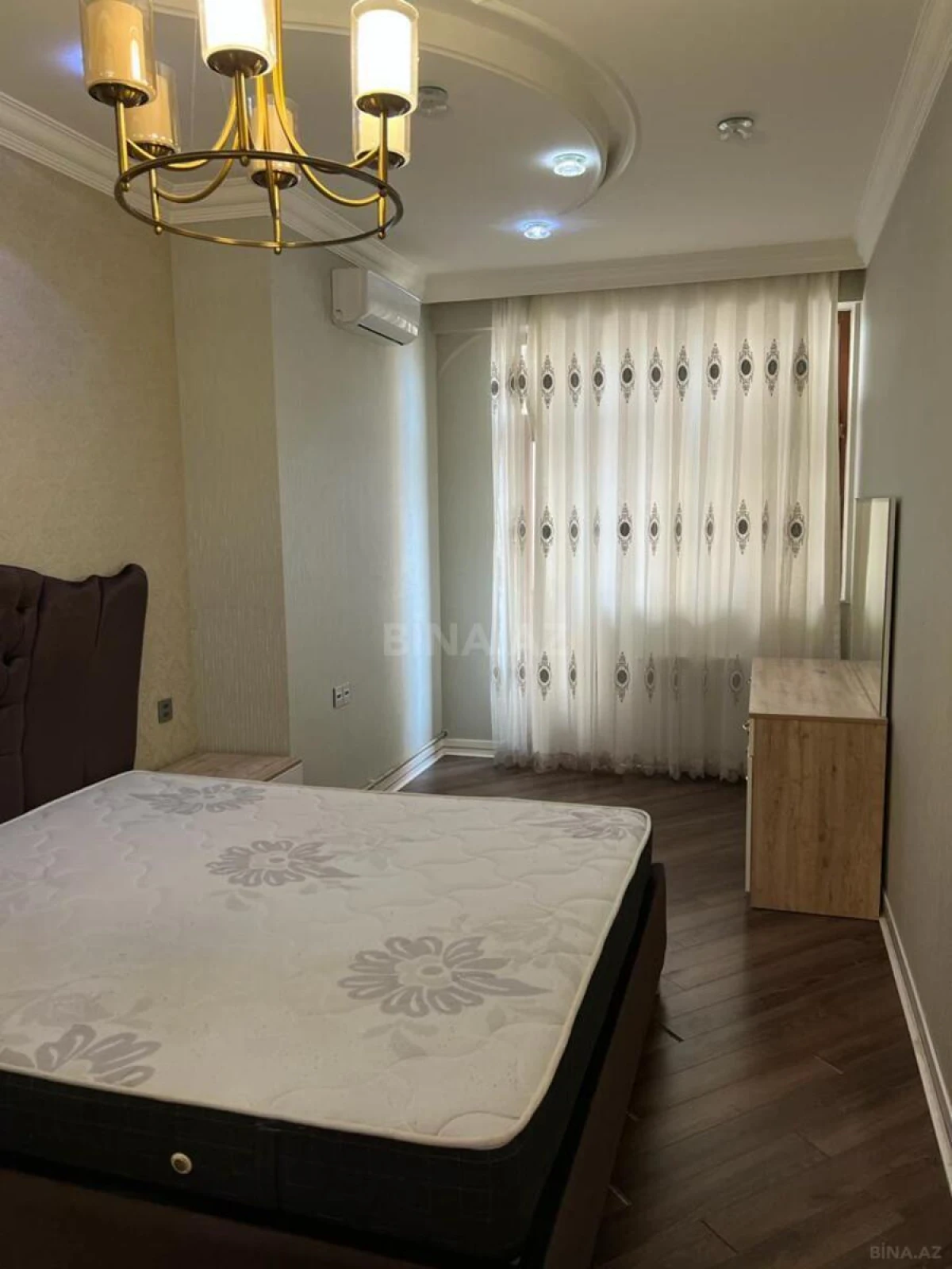 Kirayə verilir 2 otaqlı mənzil 85 m²