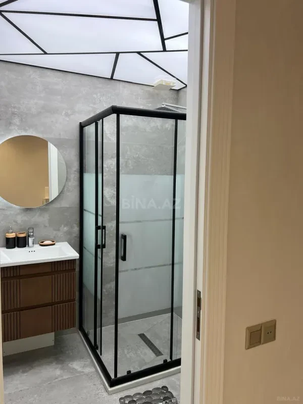 Kirayə verilir 2 otaqlı mənzil 71 m²