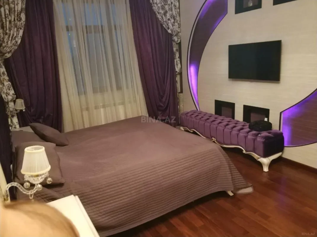 Kirayə verilir 4 otaqlı mənzil 195 m²