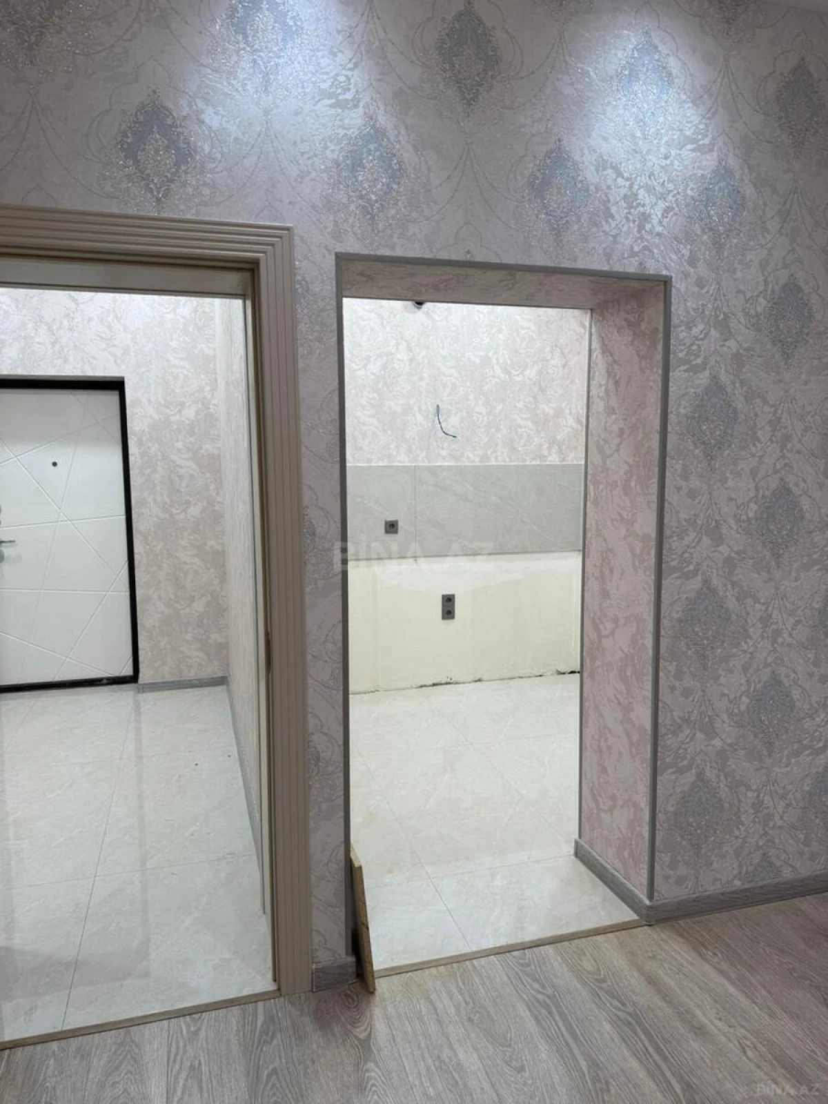 Satılır 2 otaqlı mənzil 63 m²