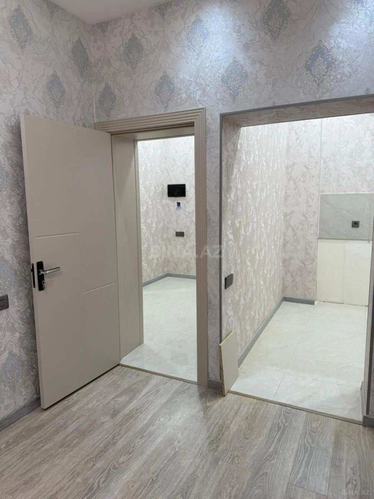 Satılır 2 otaqlı mənzil 63 m²