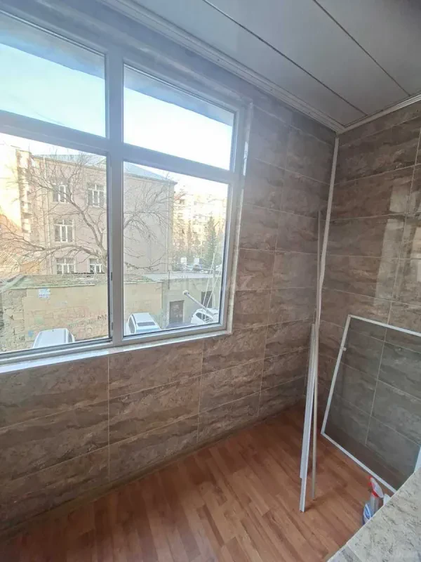 Satılır 2 otaqlı mənzil 40 m²