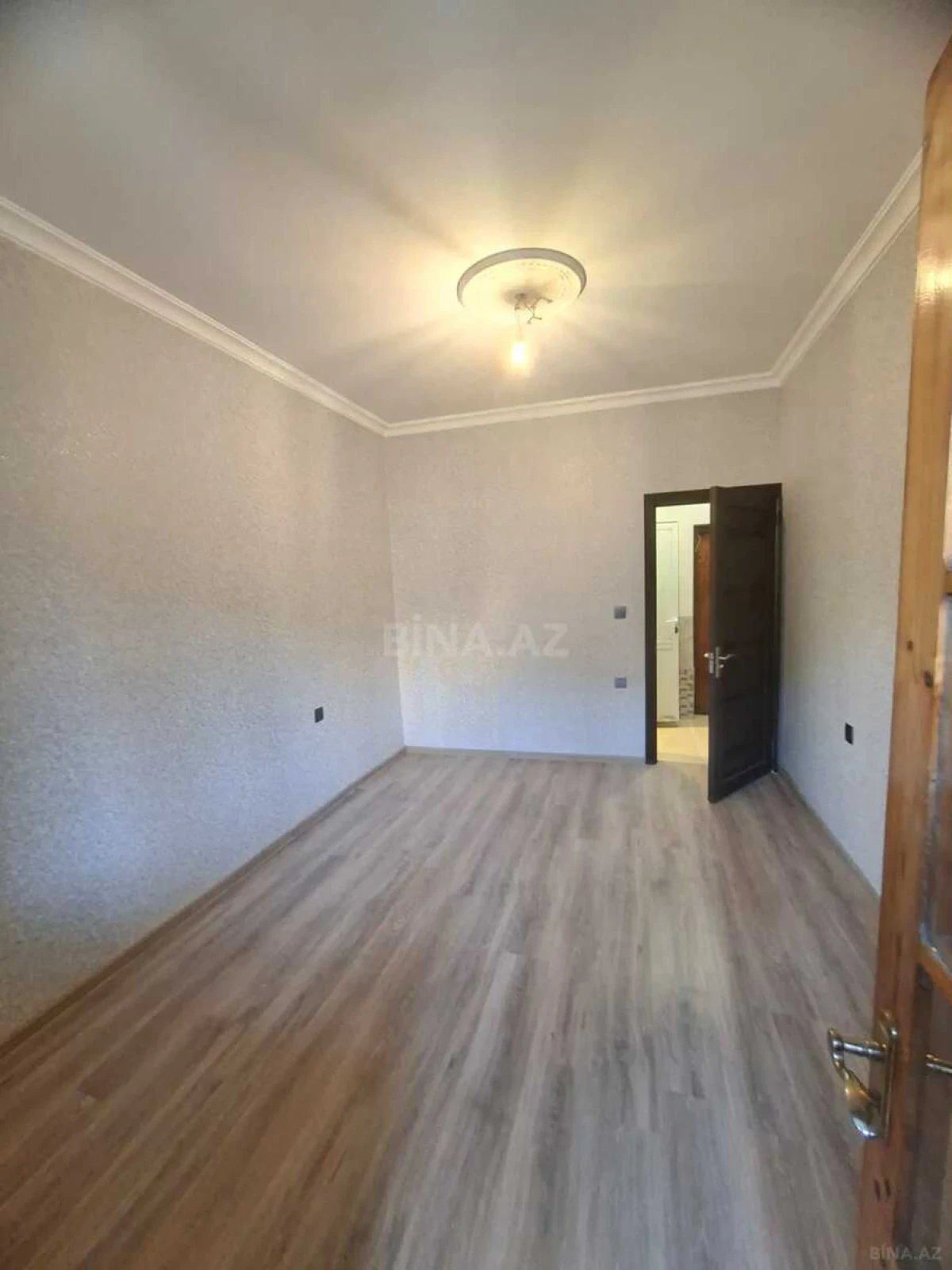 Satılır 2 otaqlı mənzil 40 m²