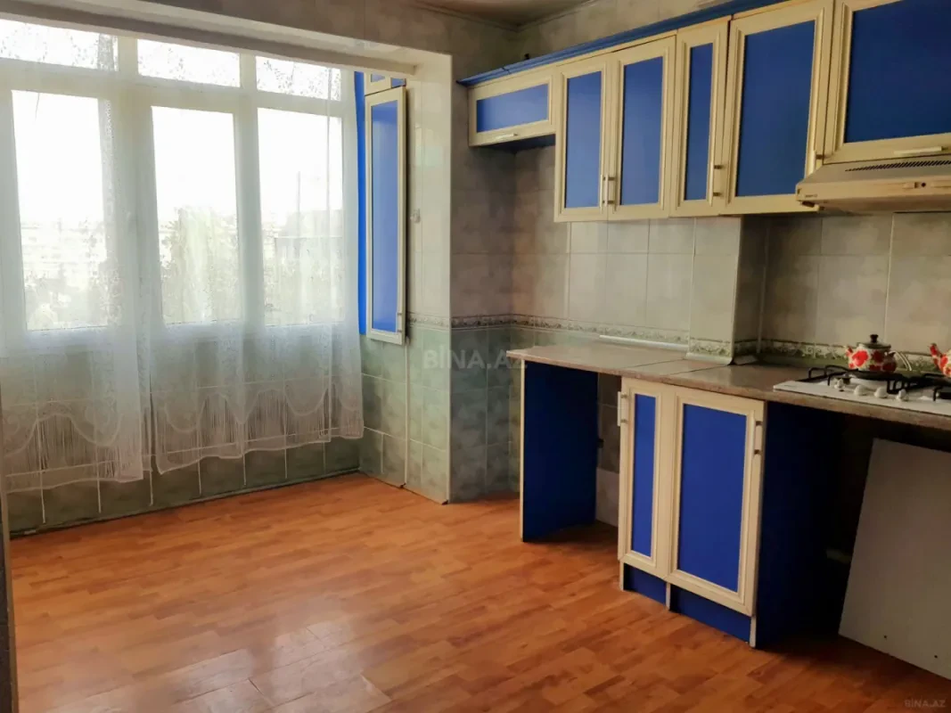 Kirayə verilir 2 otaqlı mənzil 65 m²