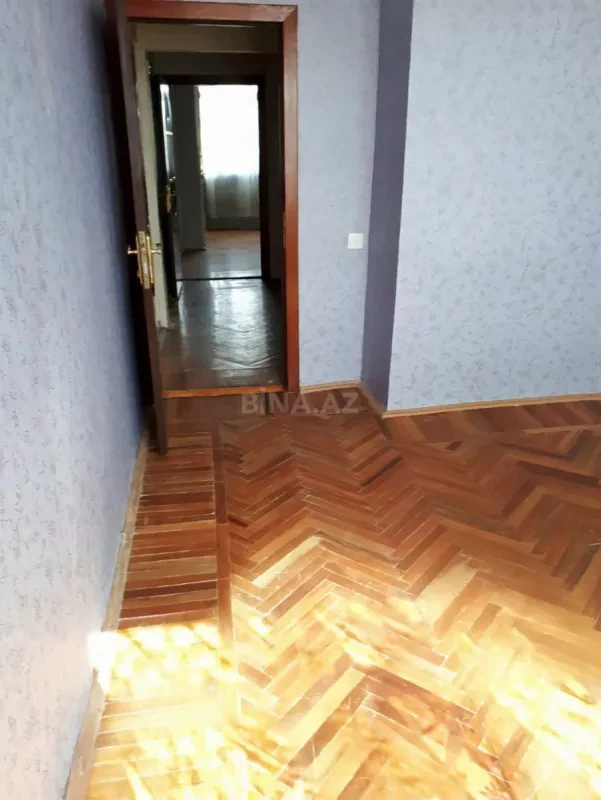 Kirayə verilir 2 otaqlı mənzil 65 m²